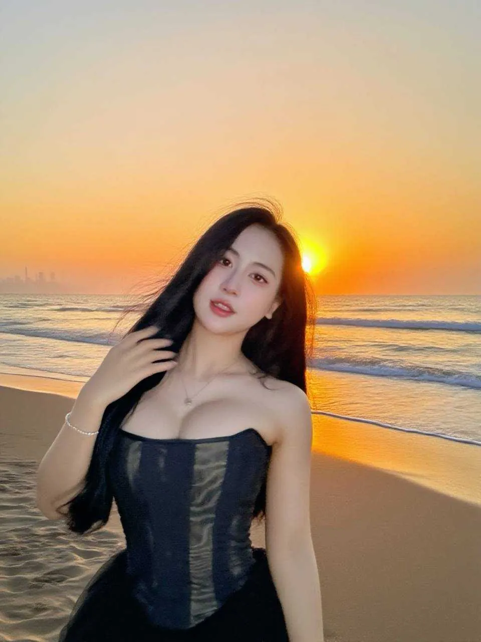 Minh họa về bảo vệ dữ liệu cá nhân trong môi trường trực tuyến, với các lớp bảo vệ, biểu tượng khiên chắn và dữ liệu được mã hóa, nhấn mạnh cam kết của nền tảng bắn cá đổi thưởng đối với sự an toàn thông tin.